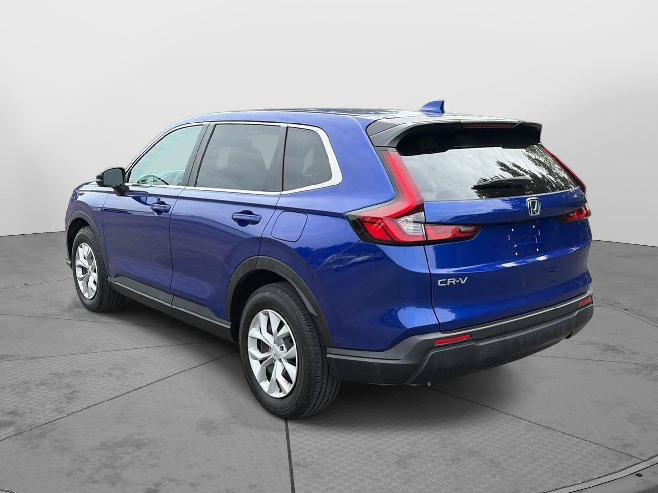 Used 2025 Honda CR-V LX image 5