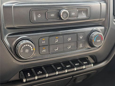 Used 2019 Chevrolet Silverado 2500 W/T w/ WT Convenience Package AWD/4WD image 18
