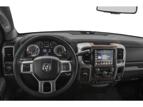 Used 2018 RAM 2500 Laramie w/ Protection Group AWD/4WD image 10