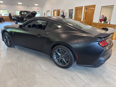 New 2025 Ford Mustang Dark Horse image 5