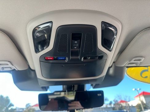 Used 2025 Subaru Outback Touring w/ Popular Package #2 image 34