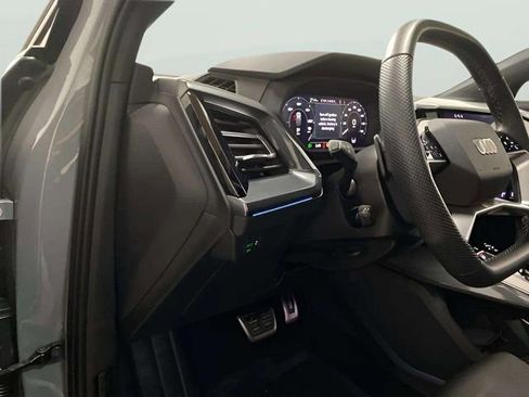 Used 2024 Audi Q4 e-tron Premium Plus w/ Premium Plus image 49