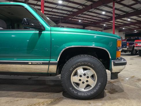 Used 1995 Chevrolet Silverado 1500 K1500 Silverado 2dr 4WD Extend image 11