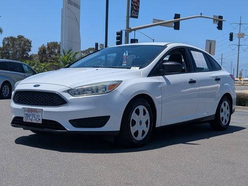 Used 2015 Ford Focus S FWD image 11