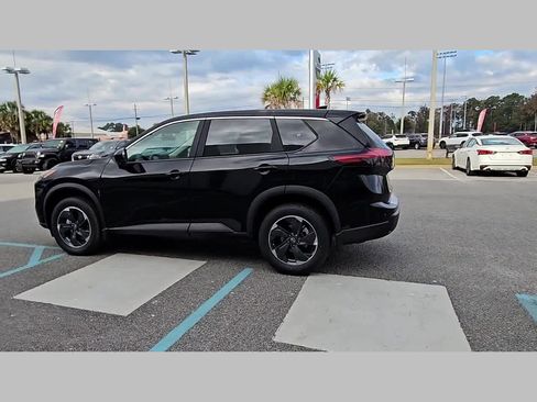 New 2026 Nissan Rogue SV image 28