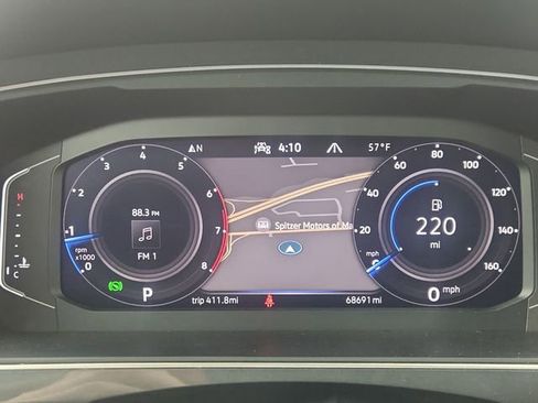 Used 2022 Volkswagen Tiguan SEL R-Line image 11