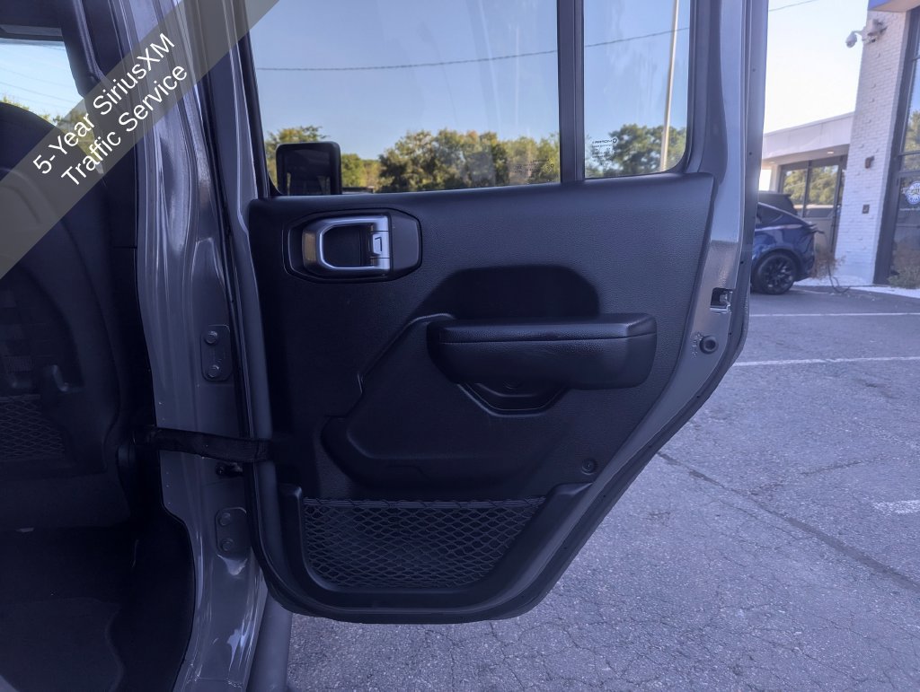 Used 2019 Jeep Wrangler Unlimited Rubicon AWD/4WD image 38