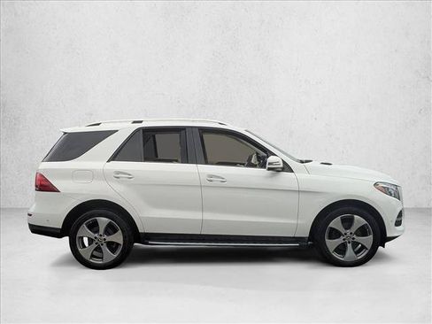 Used 2017 Mercedes-Benz GLE 350 4MATIC image 4