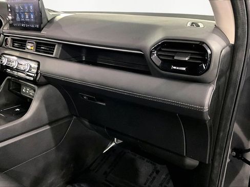 Certified 2025 Honda Pilot EX-L image 18