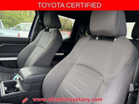 Certified 2024 Toyota Tacoma TRD Off-Road AWD/4WD image 17