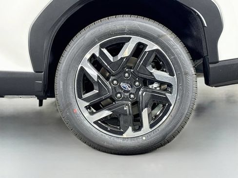 New 2026 Subaru Forester Touring AWD/4WD image 31