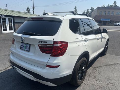Used 2017 BMW X3 xDrive28i w/ Premium Package AWD/4WD image 5