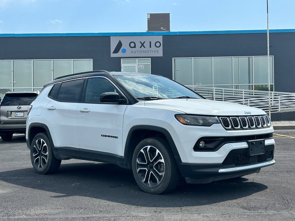 Used 2023 Jeep Compass Limited AWD/4WD image 1