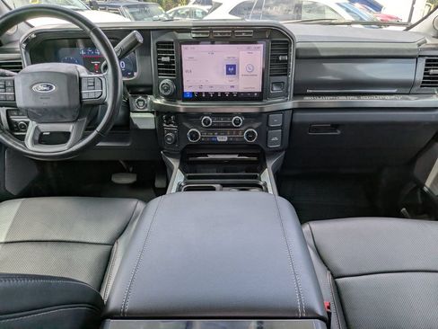Used 2023 Ford F250 Lariat w/ Lariat Ultimate Package AWD/4WD image 18