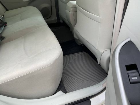 Used 2015 Toyota Prius Three FWD image 38