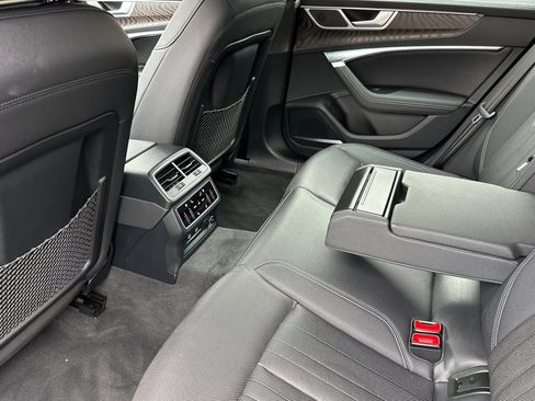 Used 2021 Audi A7 e Premium Plus image 29