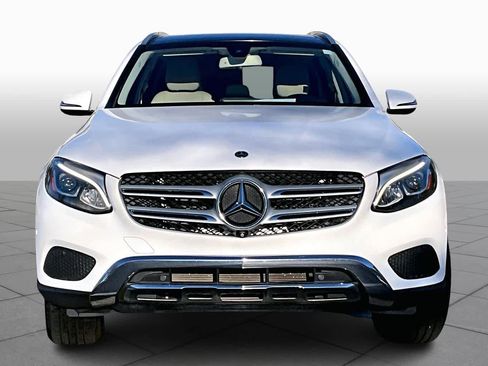 Used 2018 Mercedes-Benz GLC 300 image 3