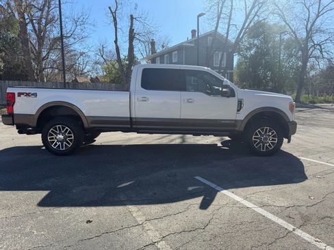 Used 2017 Ford F350 King Ranch w/ King Ranch Ultimate Package image 4