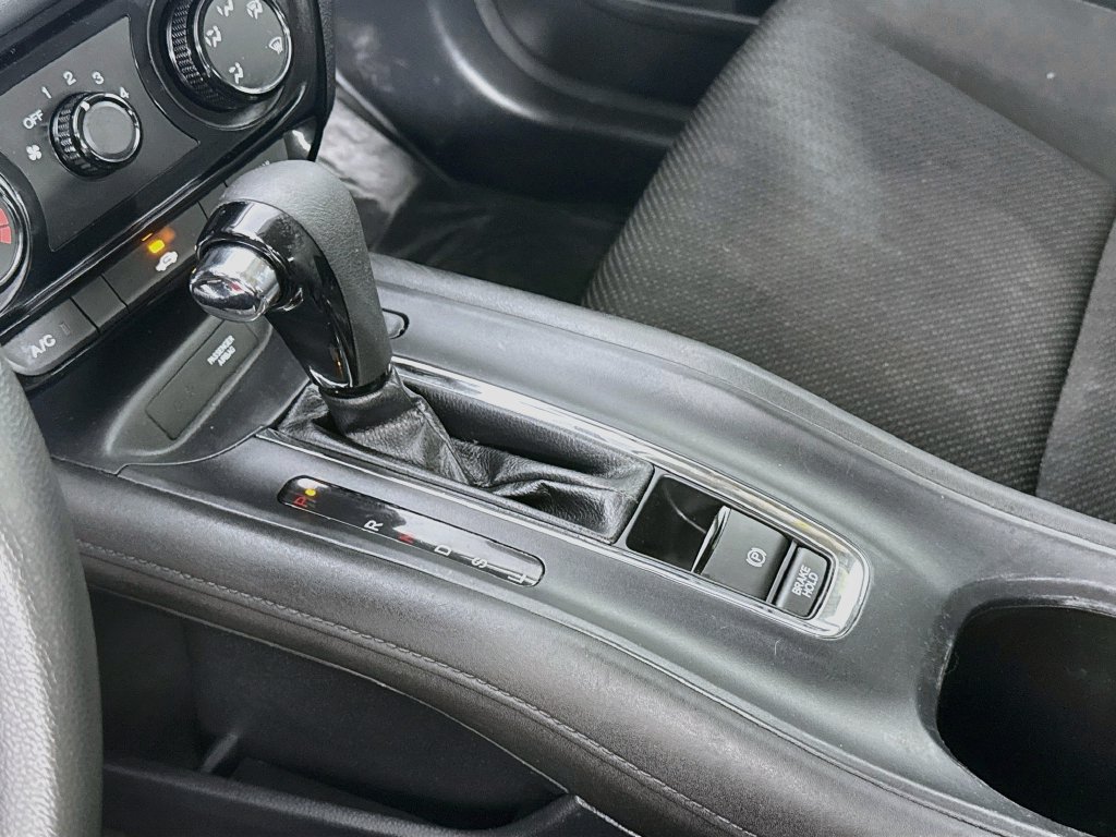 Used 2018 Honda HR-V LX image 19