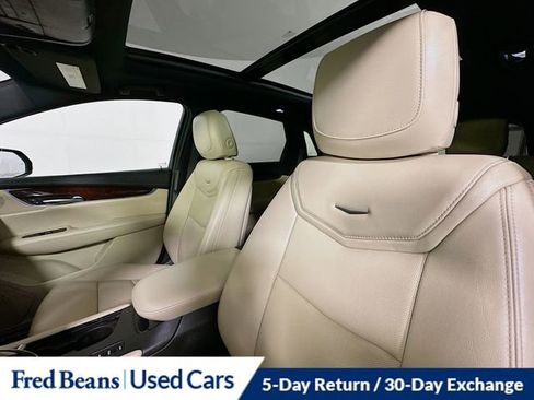 Used 2018 Cadillac XT5 Luxury w/ Driver Awareness Package image 23