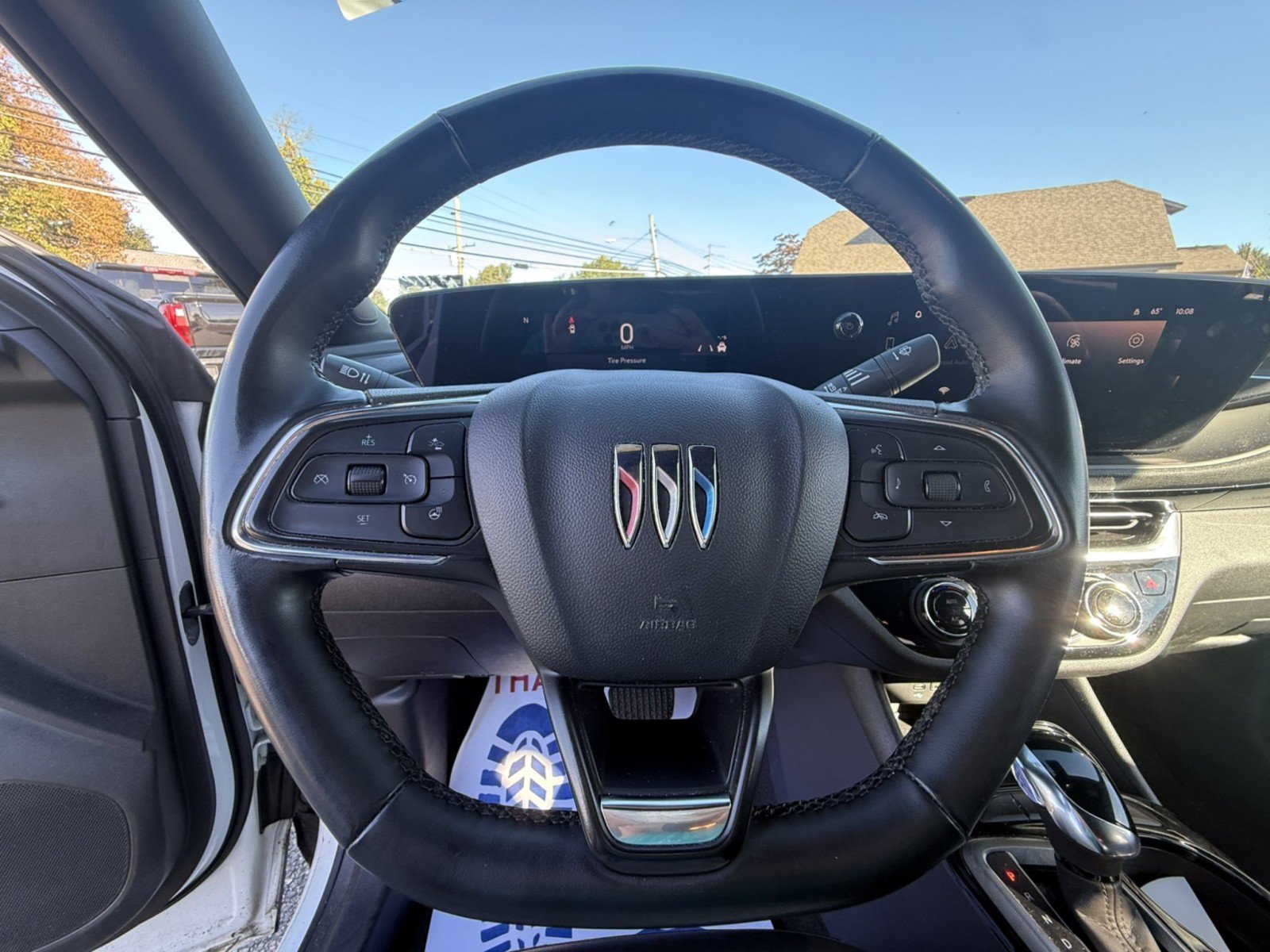 Used 2024 Buick Envista Sport Touring w/ Convenience I Package FWD image 18