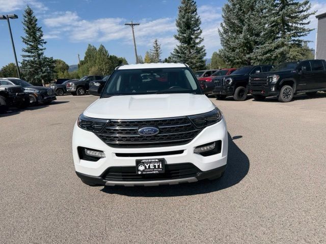 Used 2023 Ford Explorer XLT w/ Equipment Group 202A AWD/4WD image 4