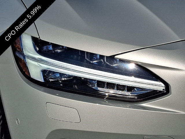 Certified 2022 Volvo S90 B6 Inscription w/ Advanced Package AWD/4WD image 11