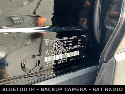 Used 2020 Toyota RAV4 LE AWD/4WD image 19