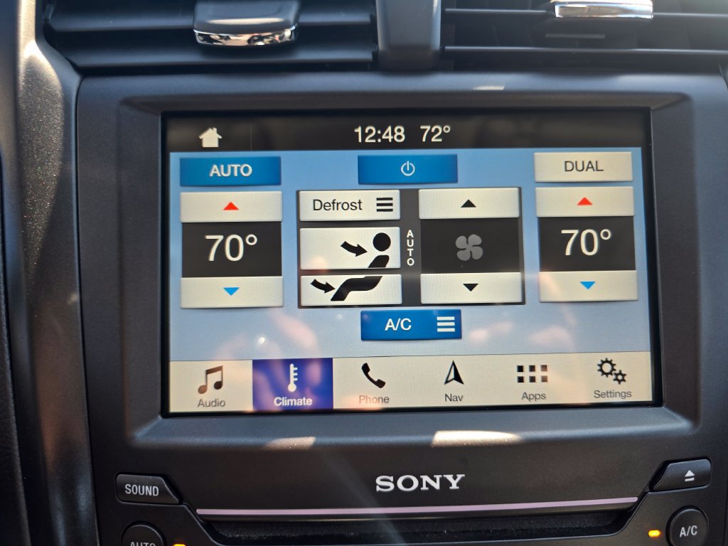 Used 2018 Ford Fusion Titanium FWD image 15