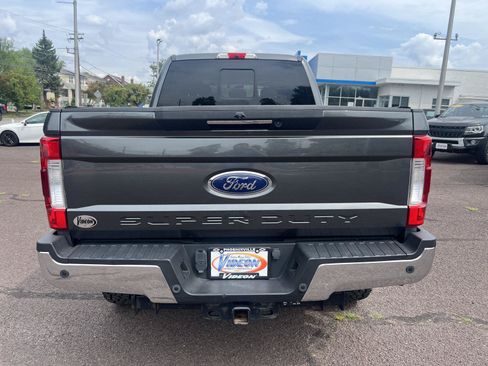 Used 2019 Ford F250 Lariat w/ Lariat Ultimate Package AWD/4WD image 6