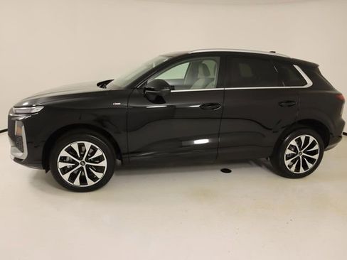 New 2026 Audi Q3 quattro 2.0T image 2