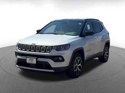 Used 2025 Jeep Compass Limited image 7