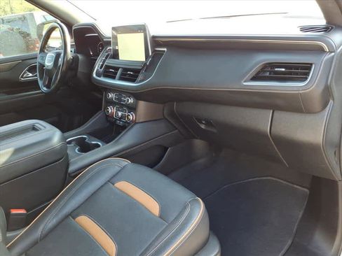 Used 2022 GMC Yukon AT4 w/ AT4 Premium Plus Package image 9