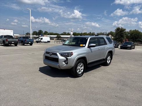 Certified 2024 Toyota 4Runner SR5 AWD/4WD image 1