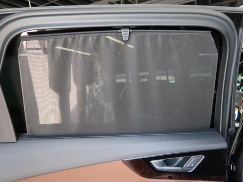Used 2019 Audi Q7 3.0T Prestige AWD/4WD image 38