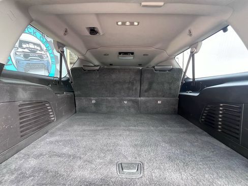 Used 2015 Chevrolet Suburban LTZ image 19