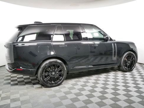 Used 2025 Land Rover Range Rover SE AWD/4WD image 27