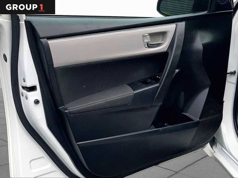 Certified 2018 Toyota Corolla LE FWD image 22