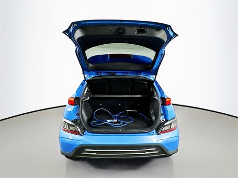 Used 2022 Hyundai Kona Limited image 31