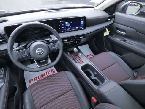 New 2026 Nissan Kicks SR w/ SR Premium Package image 22