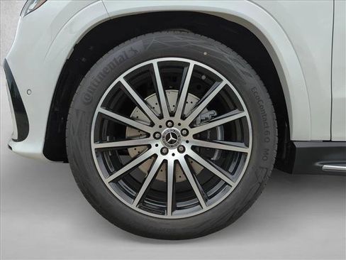 New 2026 Mercedes-Benz GLS 450 4MATIC image 10