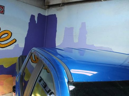 Used 2023 Chevrolet Silverado 1500 LT Trail Boss w/ LPO, Dark Essentials Package image 5