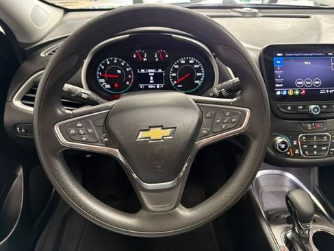 Used 2023 Chevrolet Malibu LT FWD image 14
