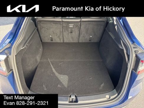 Used 2024 Tesla Model Y Long Range image 11