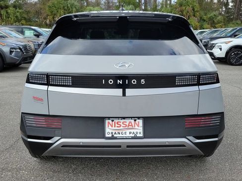 Used 2024 Hyundai Ioniq 5 SEL image 7
