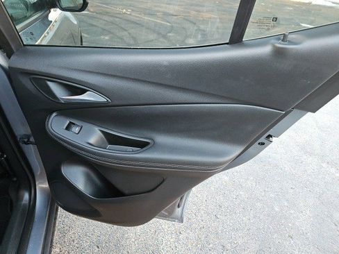 Used 2021 Buick Encore GX Preferred image 17