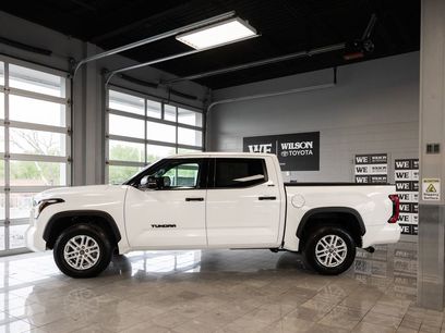 Used 2022 Toyota Tundra SR5 w/ SR5 Convenience Package