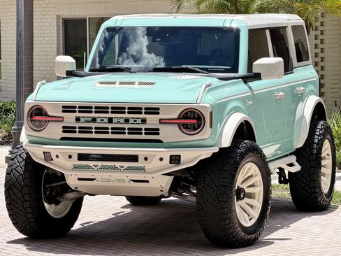 Used 2025 Ford Bronco Outer Banks AWD/4WD image 4