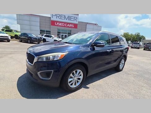 Used 2016 Kia Sorento FWD image 45