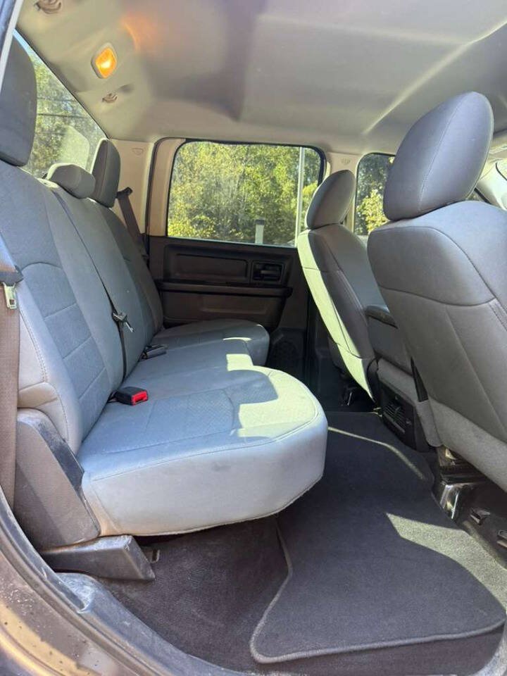 Used 2014 RAM 1500 Express RWD image 14